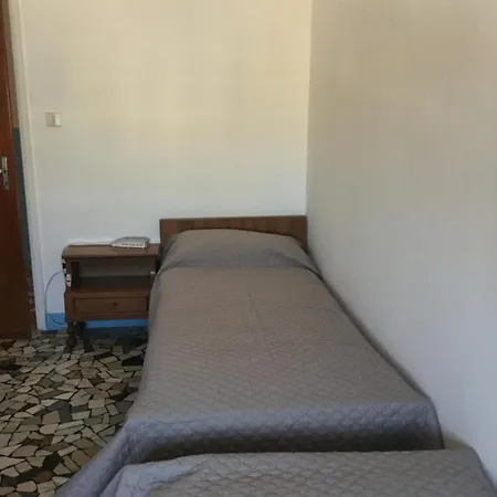 Patwary Πανσιόν 5*